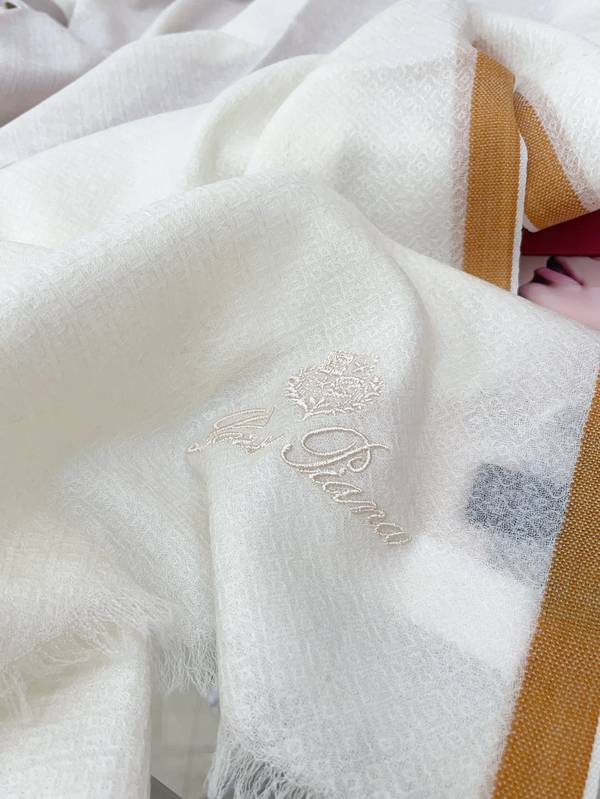 Loro Piana Scarf LPC00040